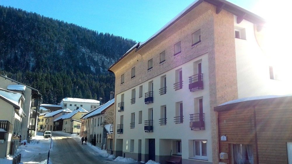 Residence Les Tavaillons Mijoux Bagian luar foto